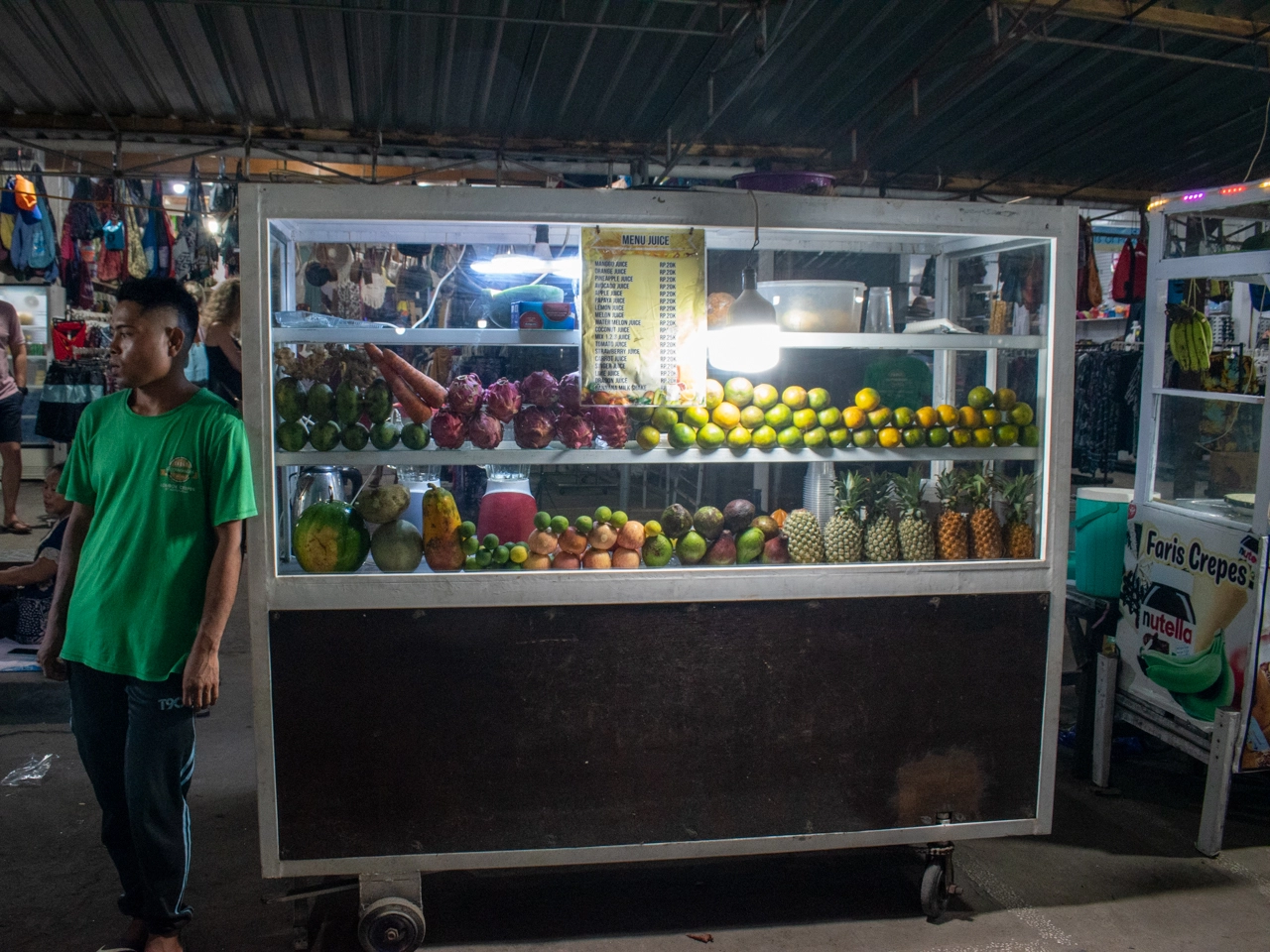juice kiosk at gili trawangan night market