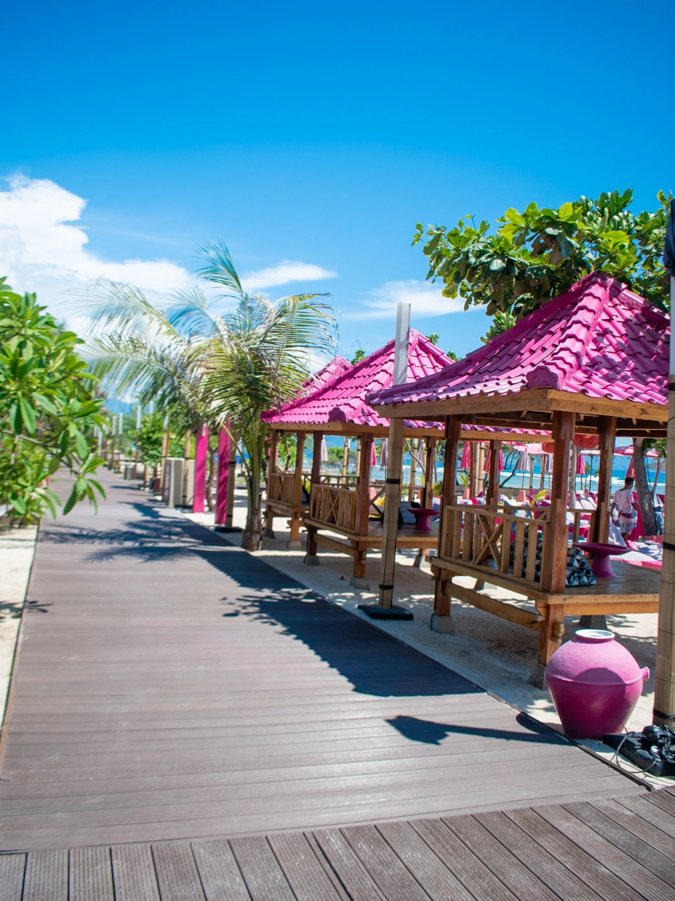 pink coco cafe gili trawangan