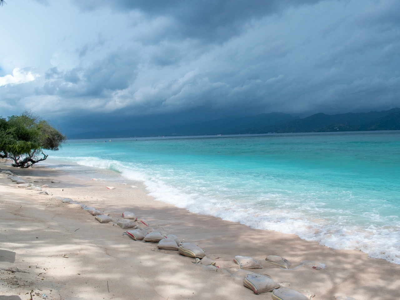 view of gili trawangan south beach 3