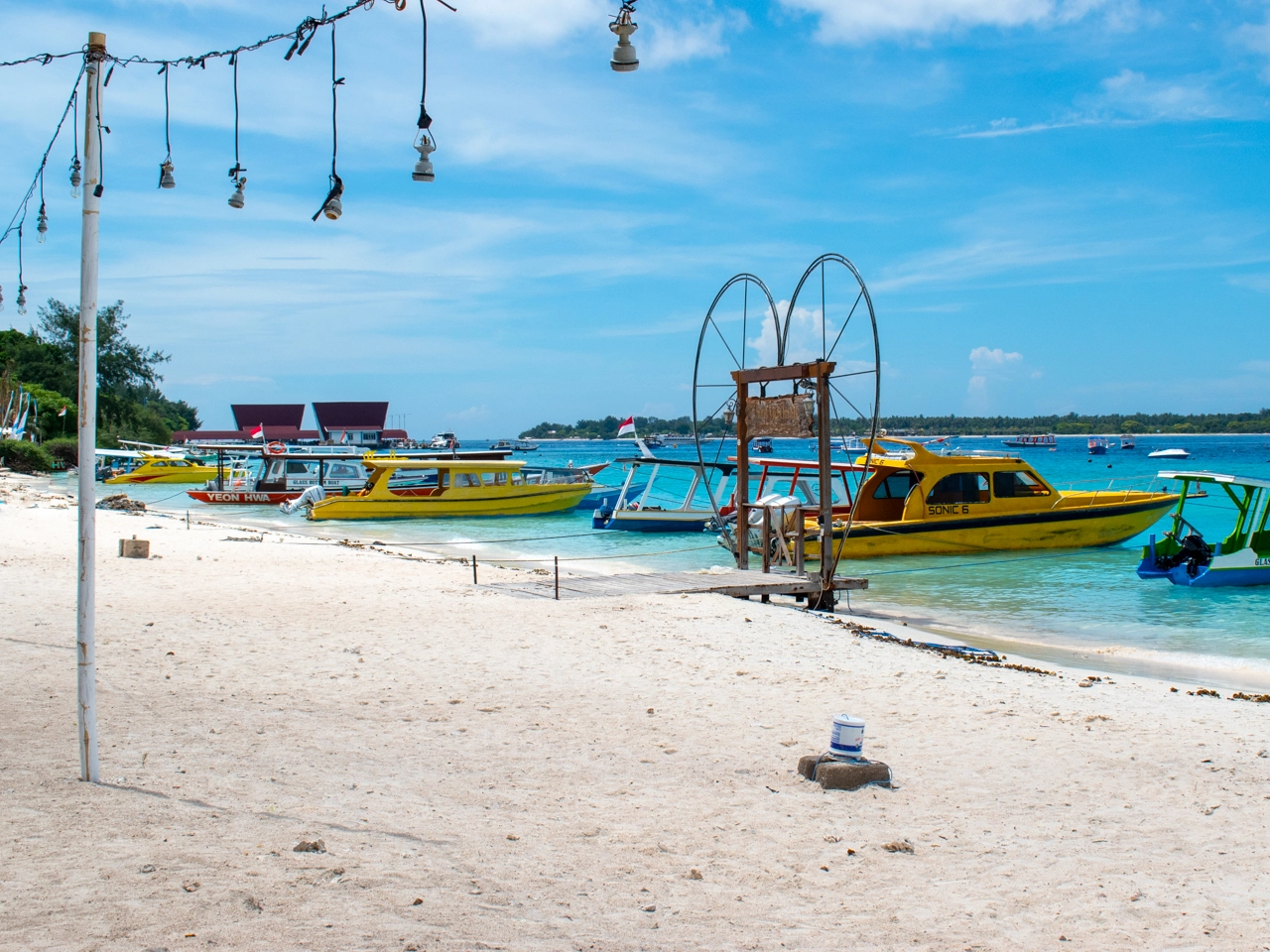 beach on gili trawangan