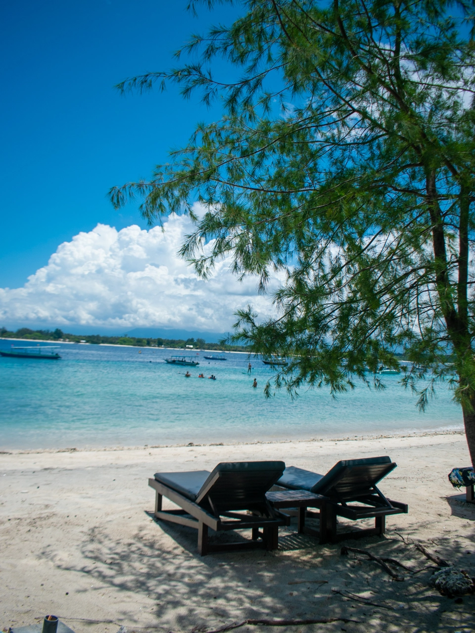 beachbeds at the northeast beach on gili trawangan